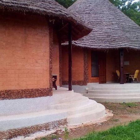 Отель Tendaba Camp Экстерьер фото