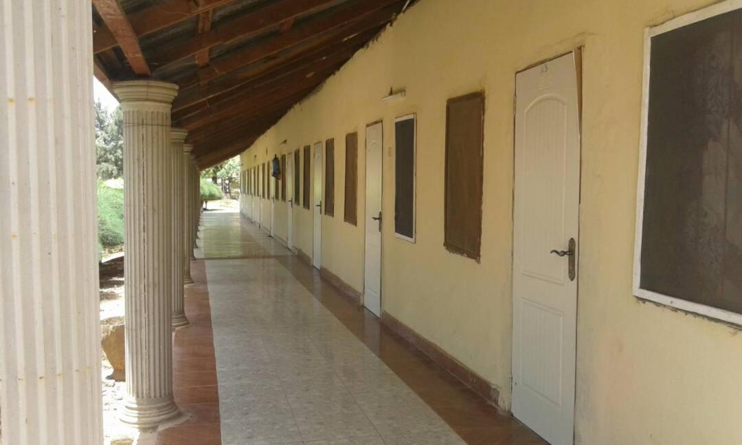 Отель Tendaba Camp Экстерьер фото