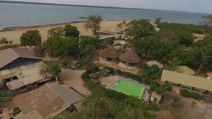 Отель Tendaba Camp Экстерьер фото